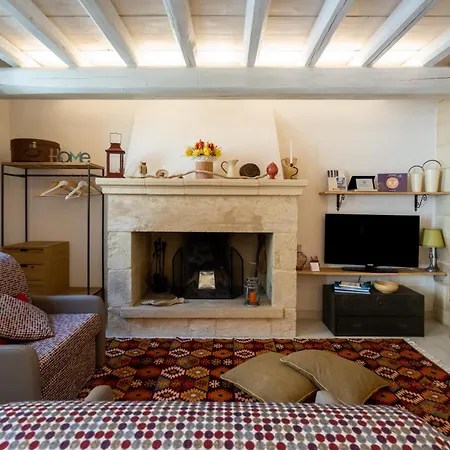 La Dimora Elia' Ferienhaus